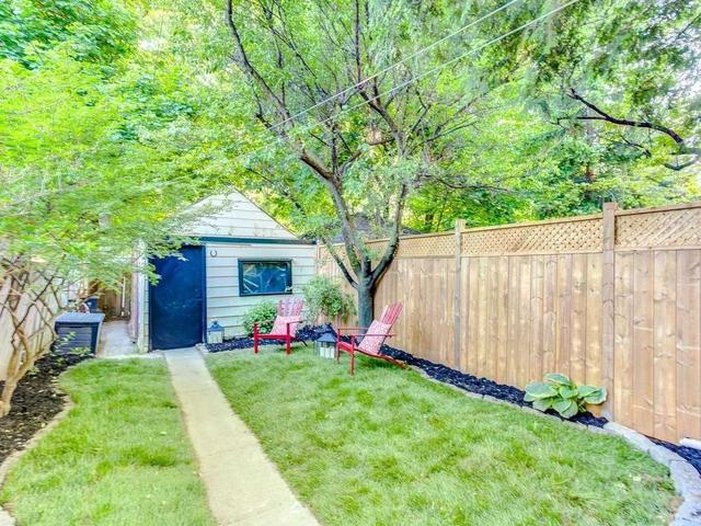 130 Harvie Ave, House semidetached with 3 bedrooms, 1 bathrooms and 1 parking in Toronto ON | Image 7