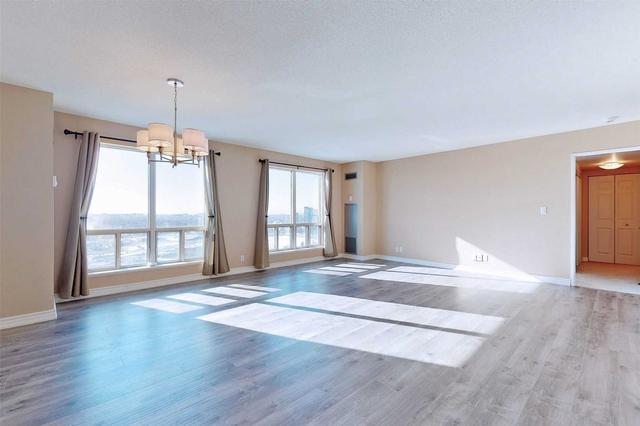 ph307 - 1 Lee Centre Dr, Condo with 2 bedrooms, 2 bathrooms and 2 parking in Toronto ON | Image 2