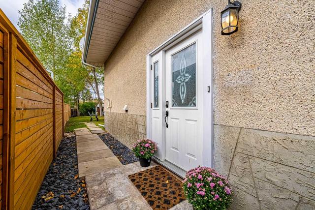 3768 36 Avenue Sw, Home with 4 bedrooms, 2 bathrooms and 2 parking in Calgary AB | Image 29
