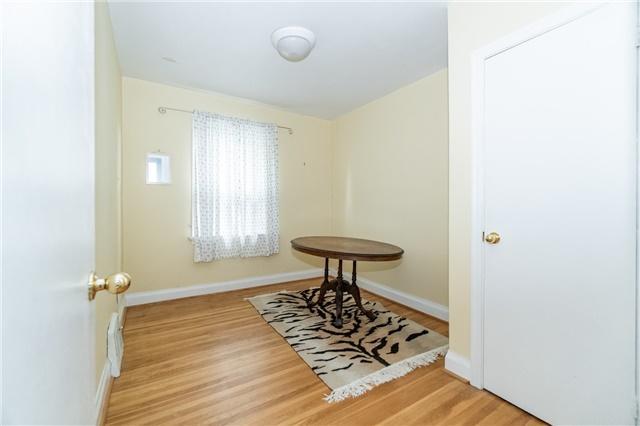 169 Franklin Ave, House detached with 3 bedrooms, 1 bathrooms and 4 parking in Toronto ON | Image 15