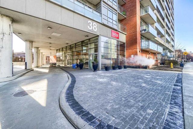 604 - 38 Joe Shuster Way, Condo with 2 bedrooms, 2 bathrooms and 1 parking in Toronto ON | Image 12