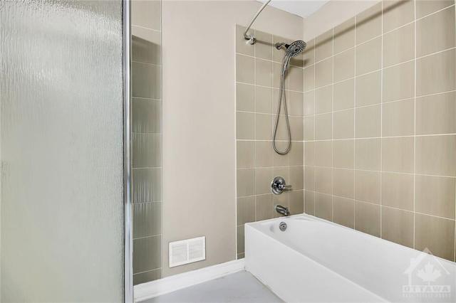 b - 260 Espresso Private, Condo with 2 bedrooms, 1 bathrooms and 1 parking in Ottawa ON | Image 19
