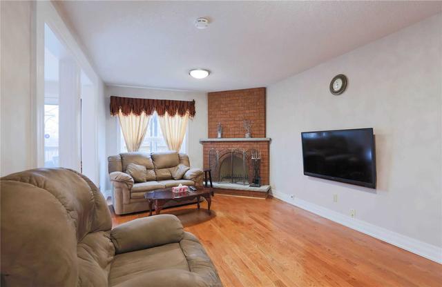 81 Gennela Sq, House detached with 4 bedrooms, 4 bathrooms and 4 parking in Toronto ON | Image 38
