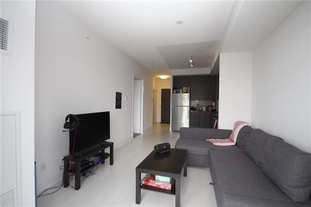 1002 - 68 Merton St, Condo with 1 bedrooms, 2 bathrooms and 1 parking in Toronto ON | Image 6