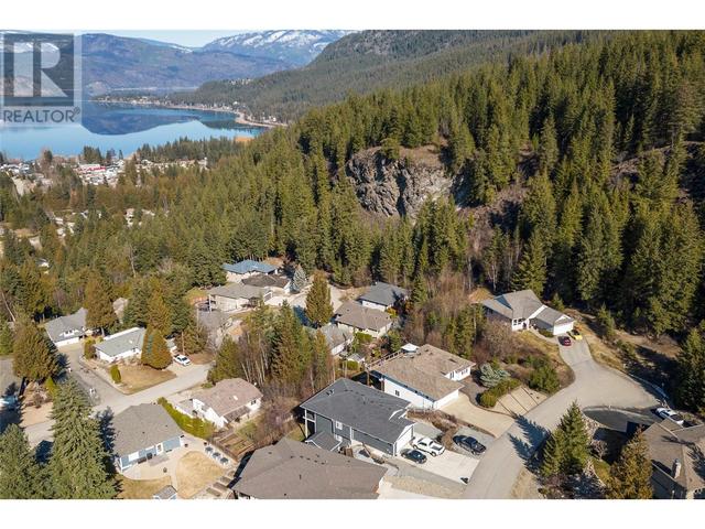 39 - 2592 Alpen Paradies Road, House detached with 4 bedrooms, 3 bathrooms and 2 parking in Columbia Shuswap C BC | Image 76
