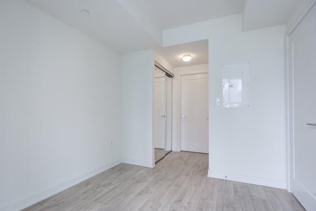503e - 576 Front St W, Condo with 2 bedrooms, 2 bathrooms and 0 parking in Toronto ON | Image 6