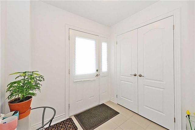 5 - 43 Madelaine Dr, Townhouse with 3 bedrooms, 3 bathrooms and 1 parking in Barrie ON | Image 2