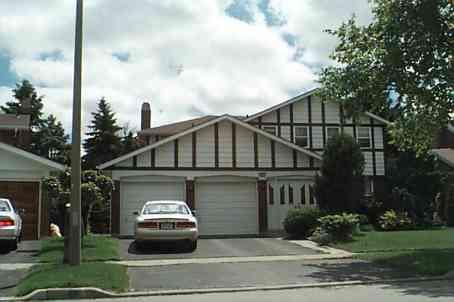20 Kimberdale Cres, House detached with 4 bedrooms, 4 bathrooms and 3 parking in Toronto ON | Image 1