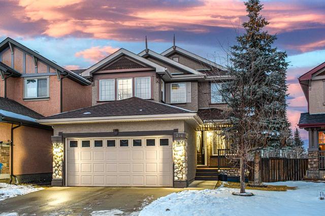 296 Everbrook Way Sw, House detached with 4 bedrooms, 3 bathrooms and 4 parking in Calgary AB | Image 1