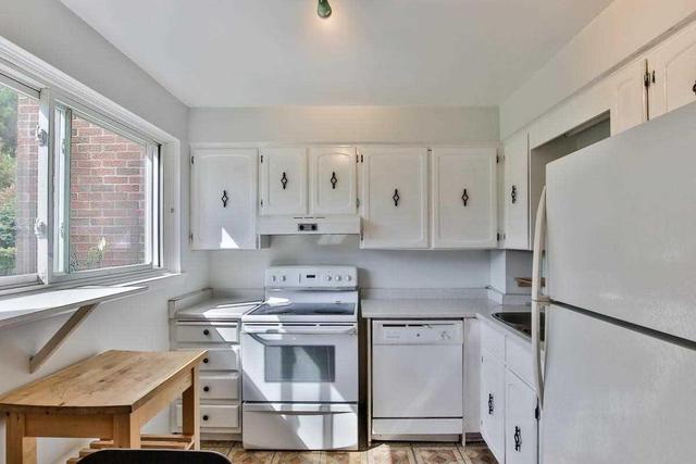 130 - 90 Edgewood Ave, Townhouse with 3 bedrooms, 2 bathrooms and 1 parking in Toronto ON | Image 12