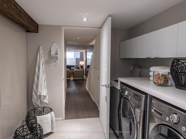 66 Tranby Ave, House semidetached with 4 bedrooms, 4 bathrooms and 1 parking in Toronto ON | Image 25