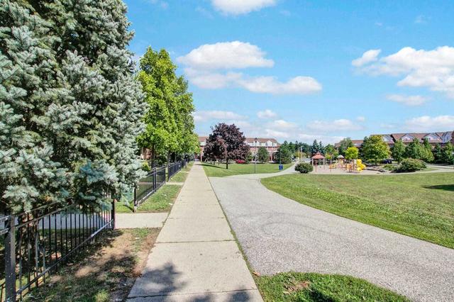 99 - 2 Hedge End Rd, Townhouse with 2 bedrooms, 2 bathrooms and 2 parking in Toronto ON | Image 28