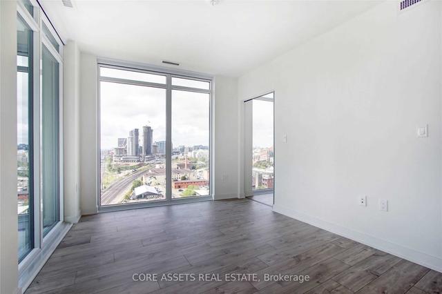 1404w - 27 Bathurst St, Condo with 2 bedrooms, 2 bathrooms and 1 parking in Toronto ON | Image 5