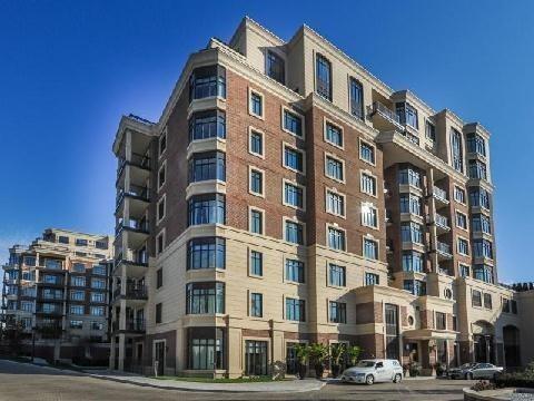 802 - 1888 Bayview Ave, Condo with 2 bedrooms, 3 bathrooms and 2 parking in Toronto ON | Image 1