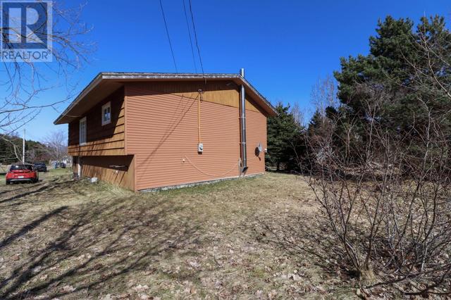 7 Marshalls Lane, House detached with 3 bedrooms, 1 bathrooms and null parking in Woody Point, Bonne Bay NL | Image 3