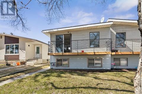 7641 21a Street Se, House semidetached with 3 bedrooms, 1 bathrooms and 2 parking in Calgary AB | Card Image