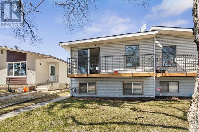 7641 21a Street Se, House semidetached with 3 bedrooms, 1 bathrooms and 2 parking in Calgary AB | Image 1
