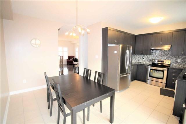104 Grand Trunk Ave, House attached with 3 bedrooms, 4 bathrooms and 2 parking in Vaughan ON | Image 9