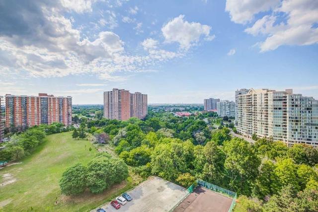 1603 - 40 Panorama Crt, Condo with 3 bedrooms, 2 bathrooms and 1 parking in Toronto ON | Image 2