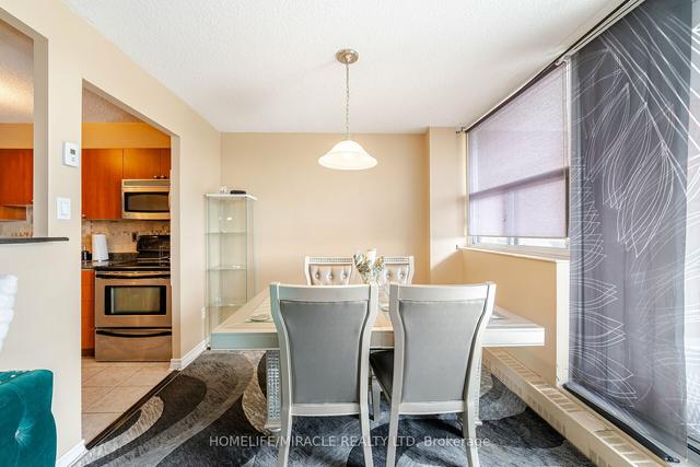 605 - 3501 Glen Erin Dr, Condo with 2 bedrooms, 1 bathrooms and 1 parking in Mississauga ON | Image 3