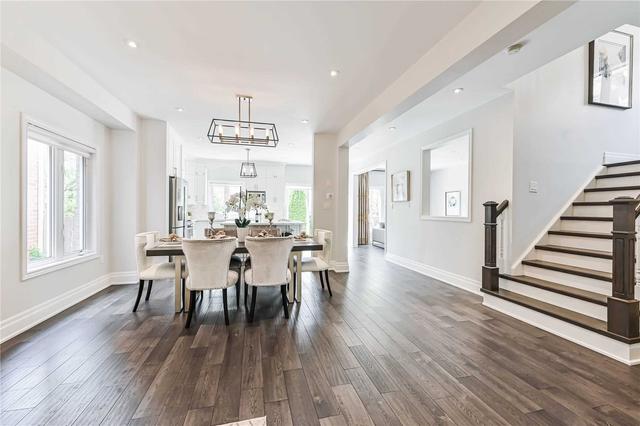 36 Rivington Ave, House detached with 4 bedrooms, 5 bathrooms and 5 parking in Vaughan ON | Image 37