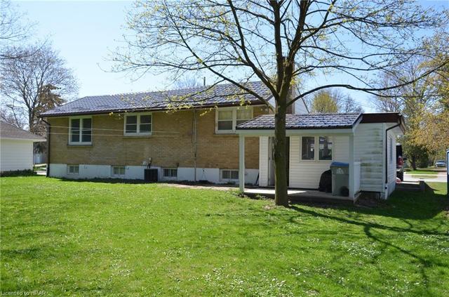 125 Huron Street, House detached with 1 bedrooms, 1 bathrooms and 5 parking in Central Huron ON | Image 15
