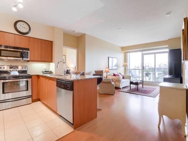 1405 - 1403 Royal York Rd, Condo with 2 bedrooms, 2 bathrooms and 1 parking in Toronto ON | Image 23