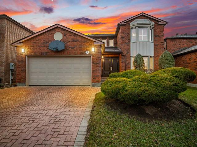 379 Highcliffe Dr, House detached with 4 bedrooms, 4 bathrooms and 4 parking in Vaughan ON | Image 1