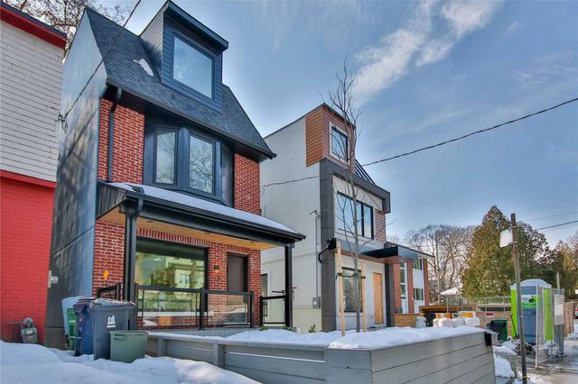 1b Ivy Ave, House detached with 3 bedrooms, 5 bathrooms and 2 parking in Toronto ON | Image 1