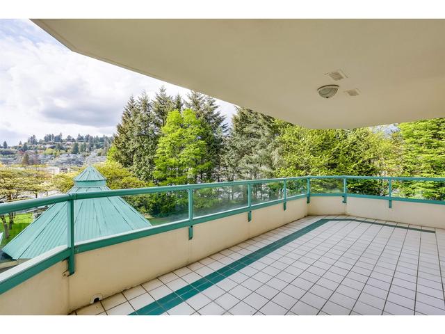 4e - 338 Taylor Way, Condo with 2 bedrooms, 2 bathrooms and null parking in West Vancouver BC | Image 25