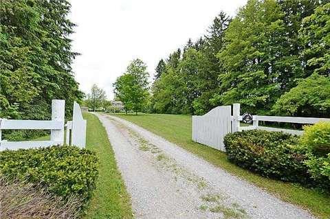 20837 Kennedy Rd, House detached with 4 bedrooms, 3 bathrooms and 20 parking in Caledon ON | Image 1