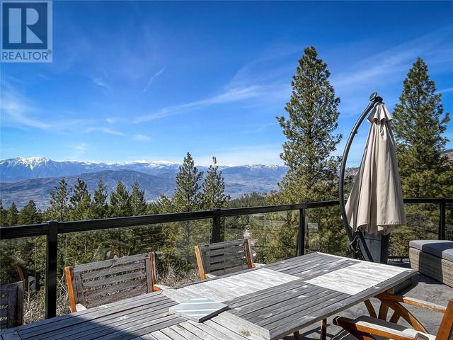 860 Bullmoose Trail, House detached with 4 bedrooms, 2 bathrooms and 2 parking in Okanagan Similkameen A BC | Image 5