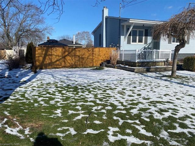809 Broadway Street, House detached with 2 bedrooms, 1 bathrooms and null parking in Welland ON | Image 14