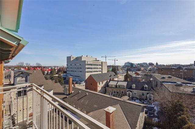605 - 2 Bay Street, House attached with 2 bedrooms, 2 bathrooms and 1 parking in Kingston ON | Image 8