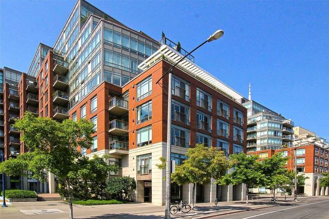 1016 - 500 Queens Quay W, Condo with 2 bedrooms, 2 bathrooms and 1 parking in Toronto ON | Card Image