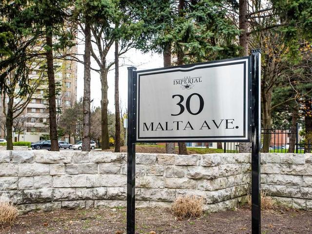 1403 - 30 Malta Ave, Condo with 3 bedrooms, 2 bathrooms and 1 parking in Brampton ON | Image 1
