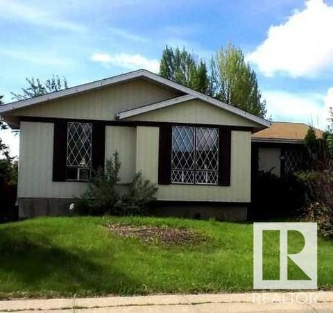 17929 63a Av Nw, House detached with 5 bedrooms, 2 bathrooms and 4 parking in Edmonton AB | Card Image