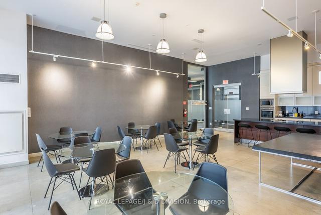 324 - 380 Macpherson Ave, Condo with 1 bedrooms, 1 bathrooms and 1 parking in Toronto ON | Image 14