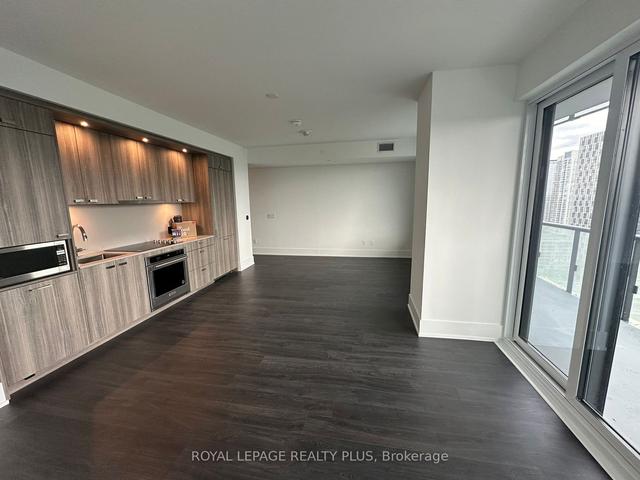 1704 - 480 Front St W, Condo with 2 bedrooms, 2 bathrooms and 0 parking in Toronto ON | Image 5
