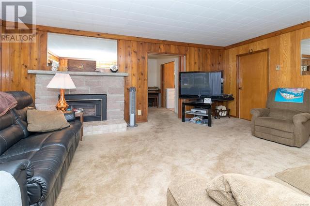 6787 Grant Rd W, House detached with 3 bedrooms, 2 bathrooms and 12 parking in Sooke BC | Image 13