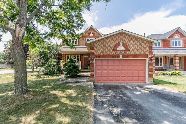 83 Bishop Dr, House detached with 4 bedrooms, 3 bathrooms and 6 parking in Barrie ON | Image 1