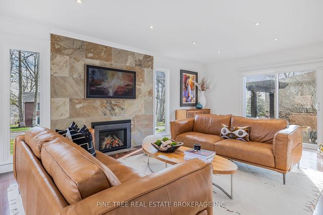 10 Shoreview Dr, House detached with 4 bedrooms, 4 bathrooms and 8 parking in Barrie ON | Image 3