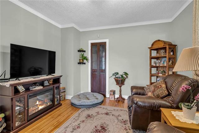 1009 Second Street W, House detached with 3 bedrooms, 1 bathrooms and 4 parking in Cornwall ON | Image 7