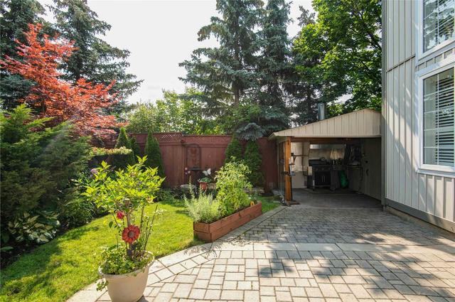7027 Gillespie Lane, House detached with 3 bedrooms, 4 bathrooms and 6 parking in Mississauga ON | Image 21