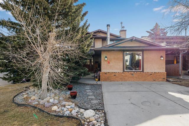 143 Macewan Glen Way Nw, House detached with 4 bedrooms, 2 bathrooms and 4 parking in Calgary AB | Image 1