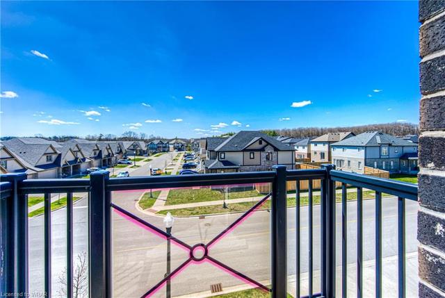 2r - 155 Thomas Slee Drive, House attached with 2 bedrooms, 2 bathrooms and 1 parking in Kitchener ON | Image 9