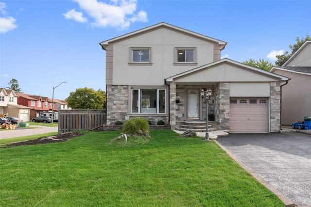 1953 Faylee Cres, House detached with 3 bedrooms, 4 bathrooms and 4 parking in Pickering ON | Image 1