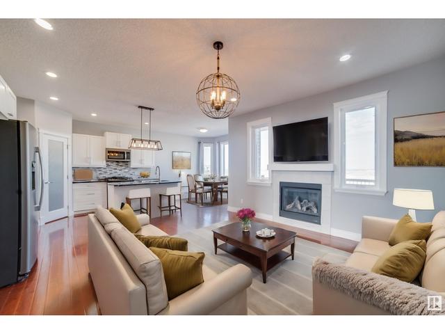 4210 55 Av, House detached with 5 bedrooms, 3 bathrooms and 4 parking in Lamont AB | Image 4