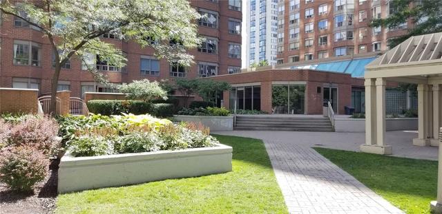 2110 - 335 Webb Dr, Condo with 2 bedrooms, 2 bathrooms and 1 parking in Mississauga ON | Image 17