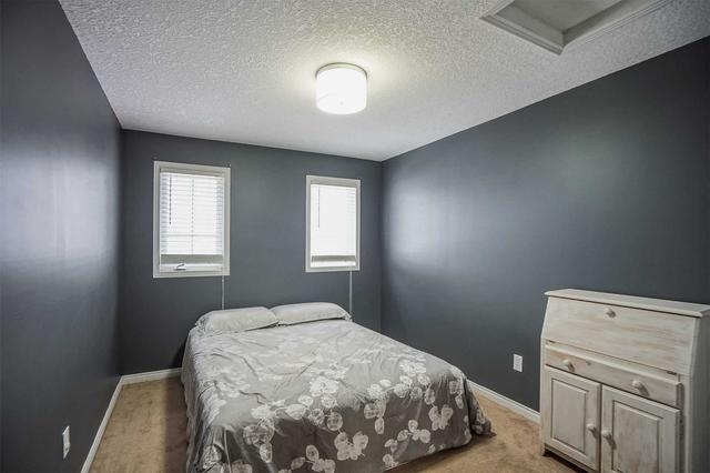 45 Montgomery Blvd, House attached with 3 bedrooms, 2 bathrooms and 3 parking in Orangeville ON | Image 13